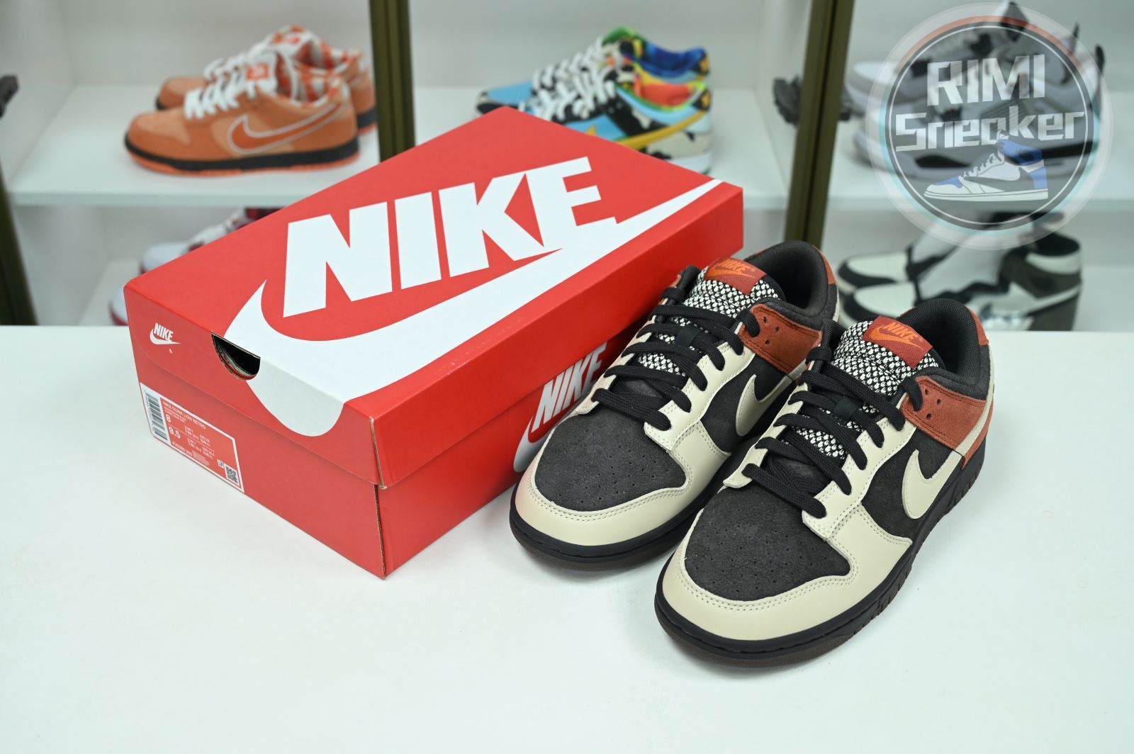 Nike Dunk Low Red Panda