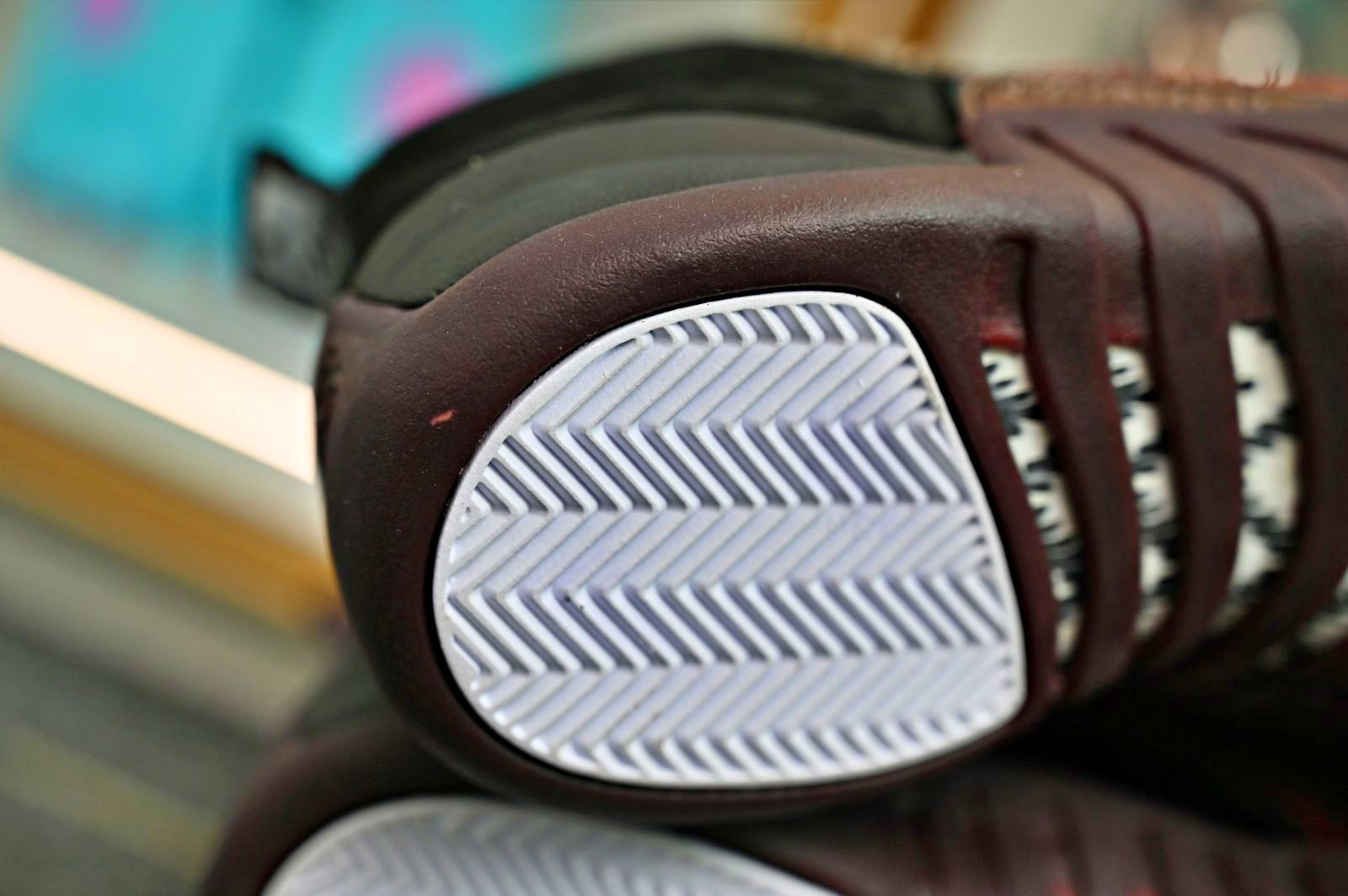 AIR JORDAN 12 RETRO 'A MA' MANIERE