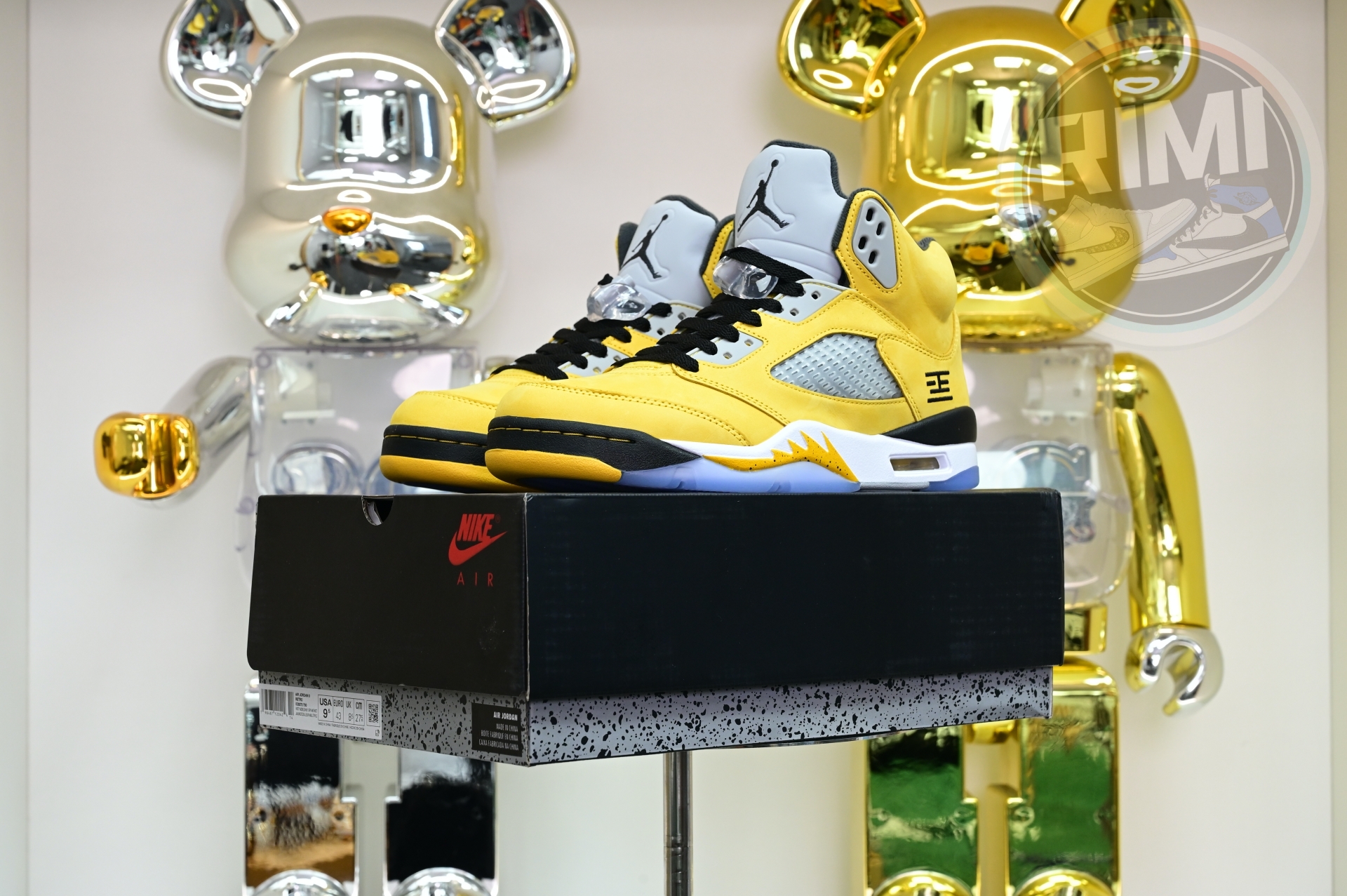 Air Jordan 5 Retro Tokyo IO3372-700