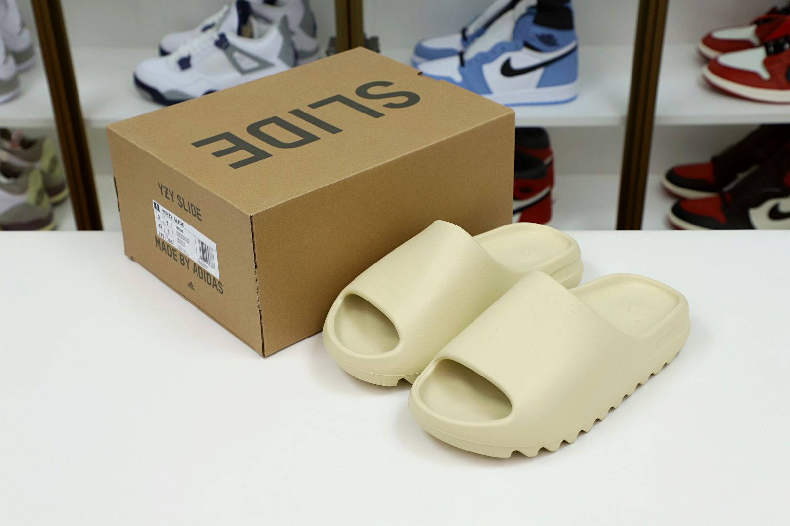 Yeezy Slide bone 2022 FZ5897