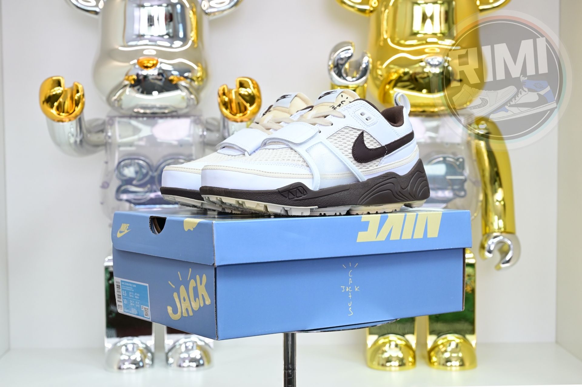 Travis Scott x Nike ZOOM Field JAXX“White/ Light Chocolate”HQ3073-100