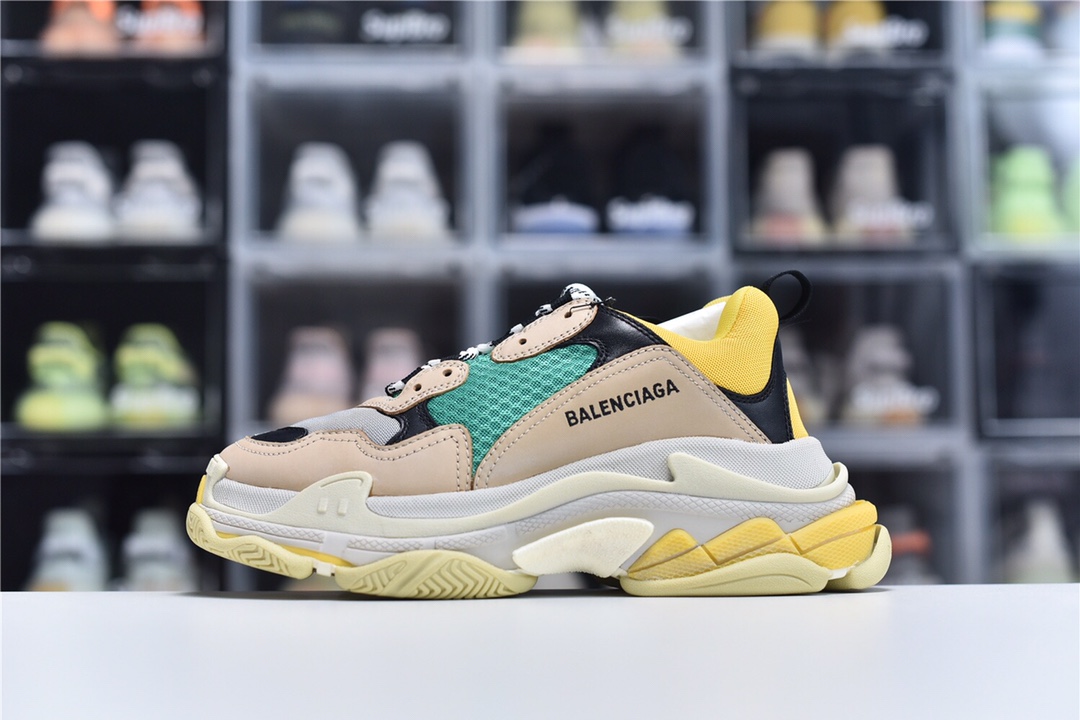 Balenciaga Triple S