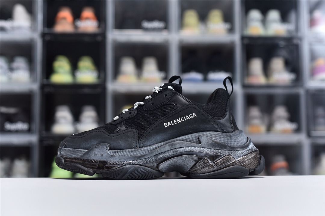Balenciaga Triple S