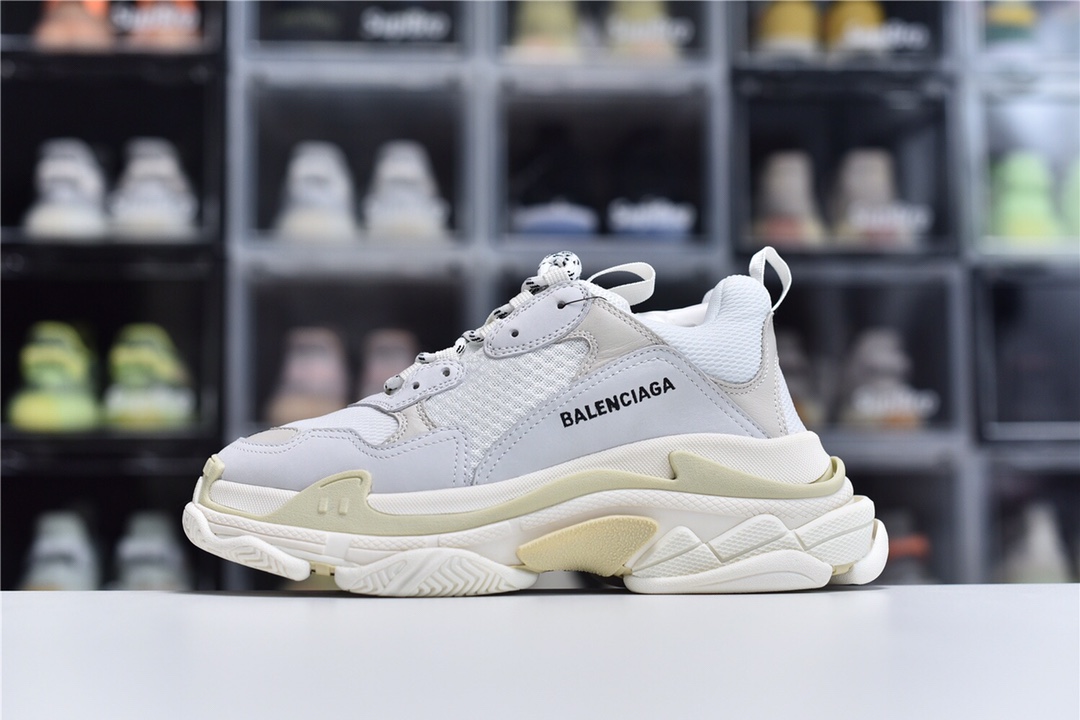 Balenciaga Triple S