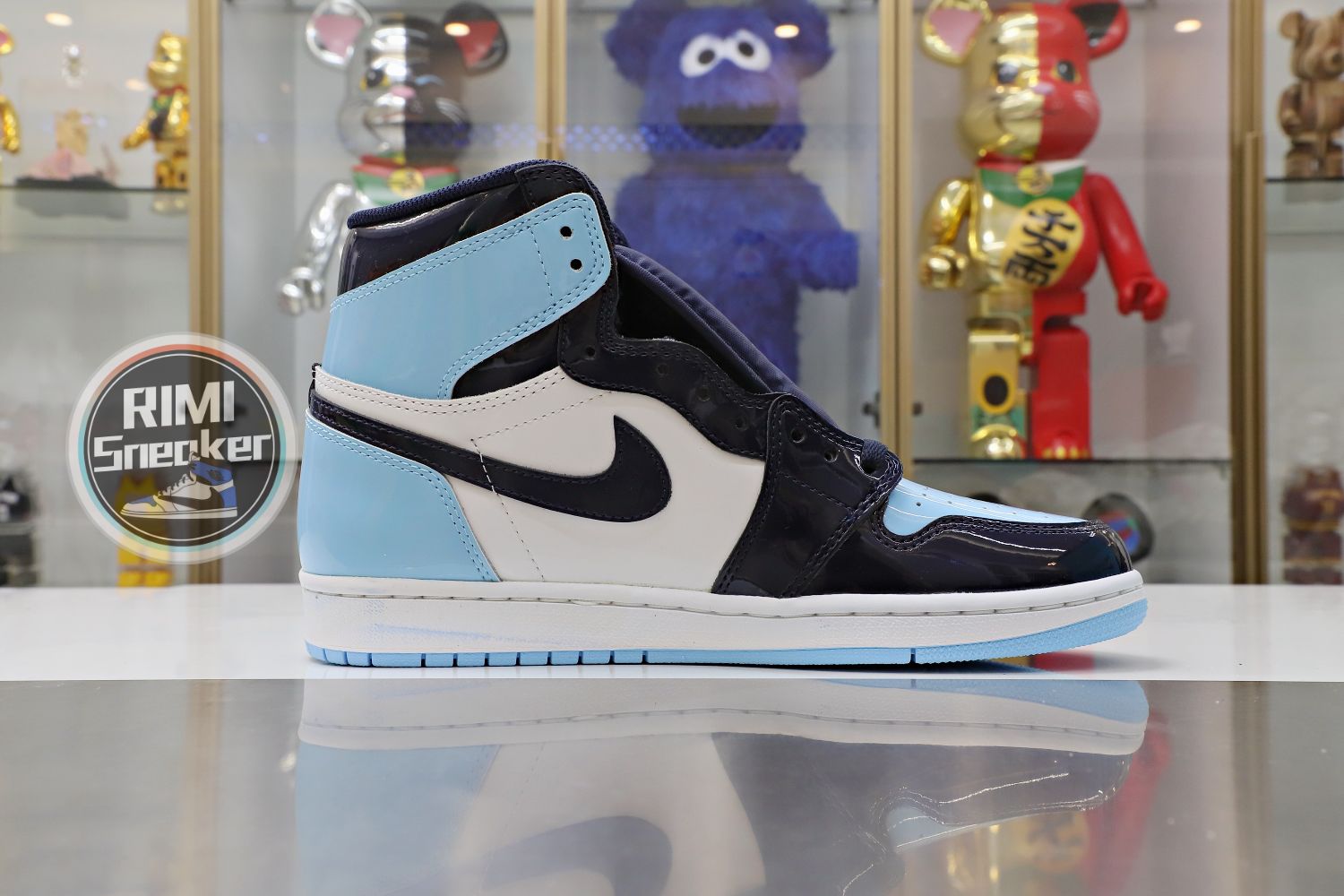 WMNS AIR JORDAN 1 RETRO HIGH OG 'BLUE CHILL'