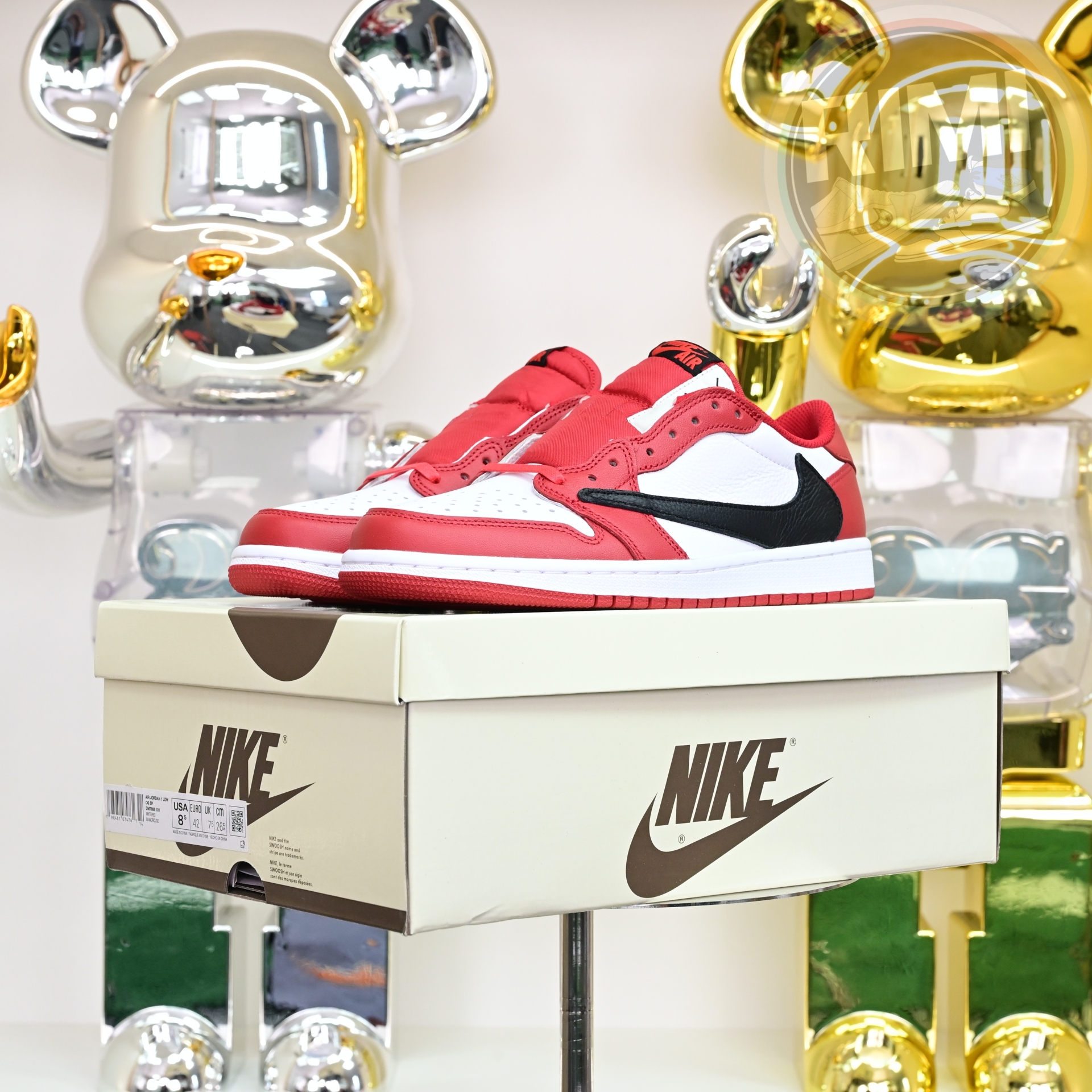 Travis Scott  x  Air Jordan 1   Low “Chicago”  DM7866-101