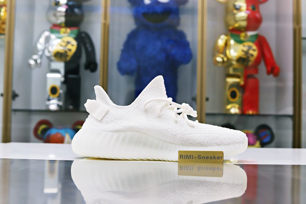 YEEZY BOOST 350 V2 'CREAM WHITE / TRIPLE WHITE'