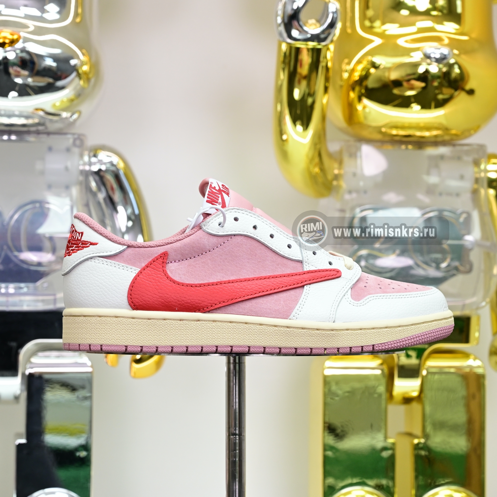Travis Scott x Jordan 1 Retro Low Sail Shy Pink  DM7866-100
