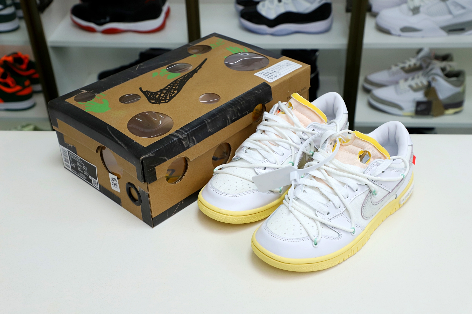 Off-White x Nike Dunk Low The 50 NO.1