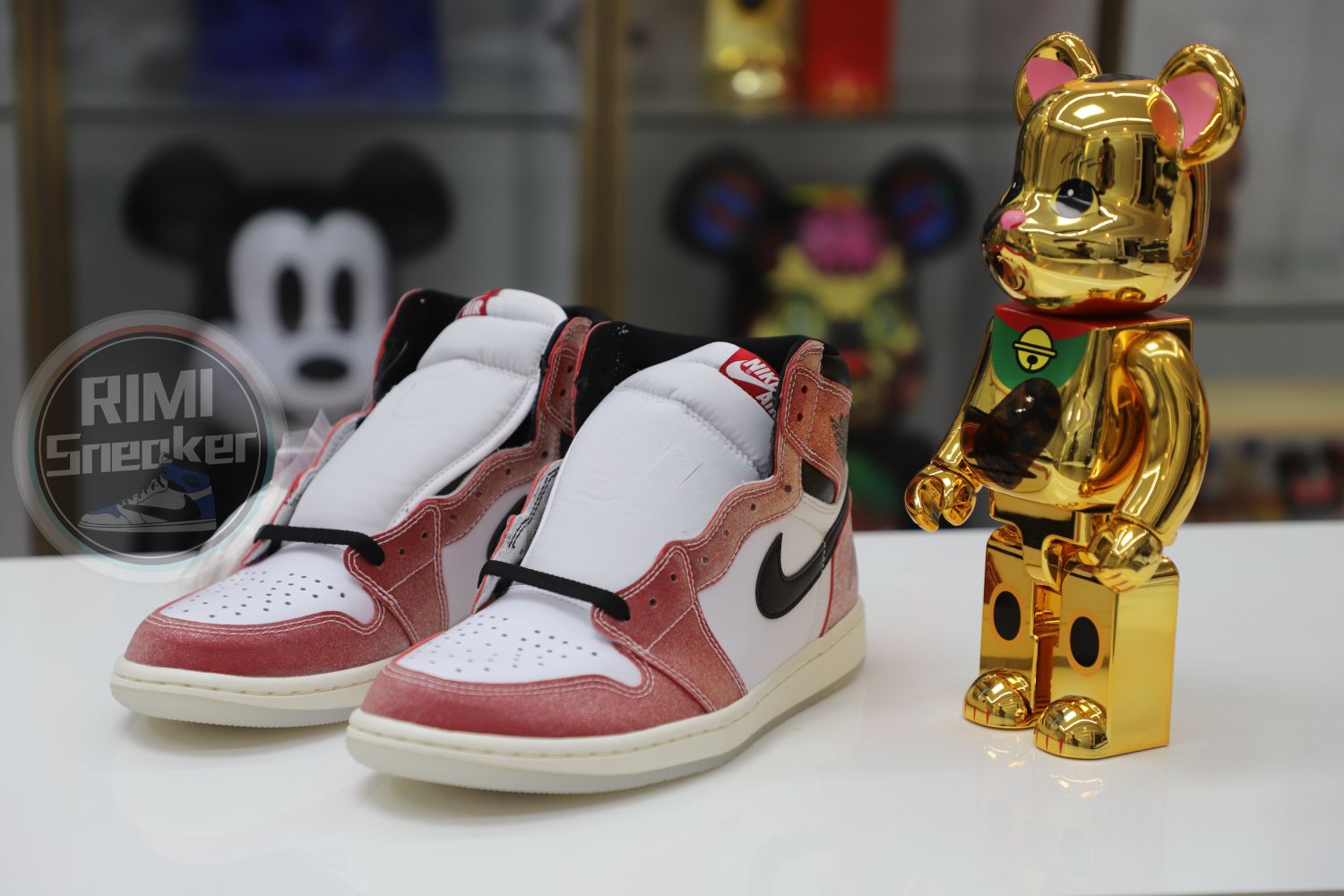 TROPHY ROOM X AIR JORDAN 1 RETRO HIGH OG SP 'CHICAGO'