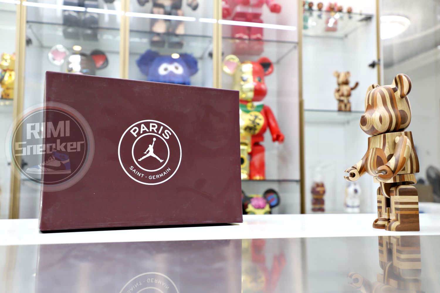 AIR JORDAN PARIS SAINT-GERMAIN X AIR JORDAN 4 RETRO 'BORDEAUX'