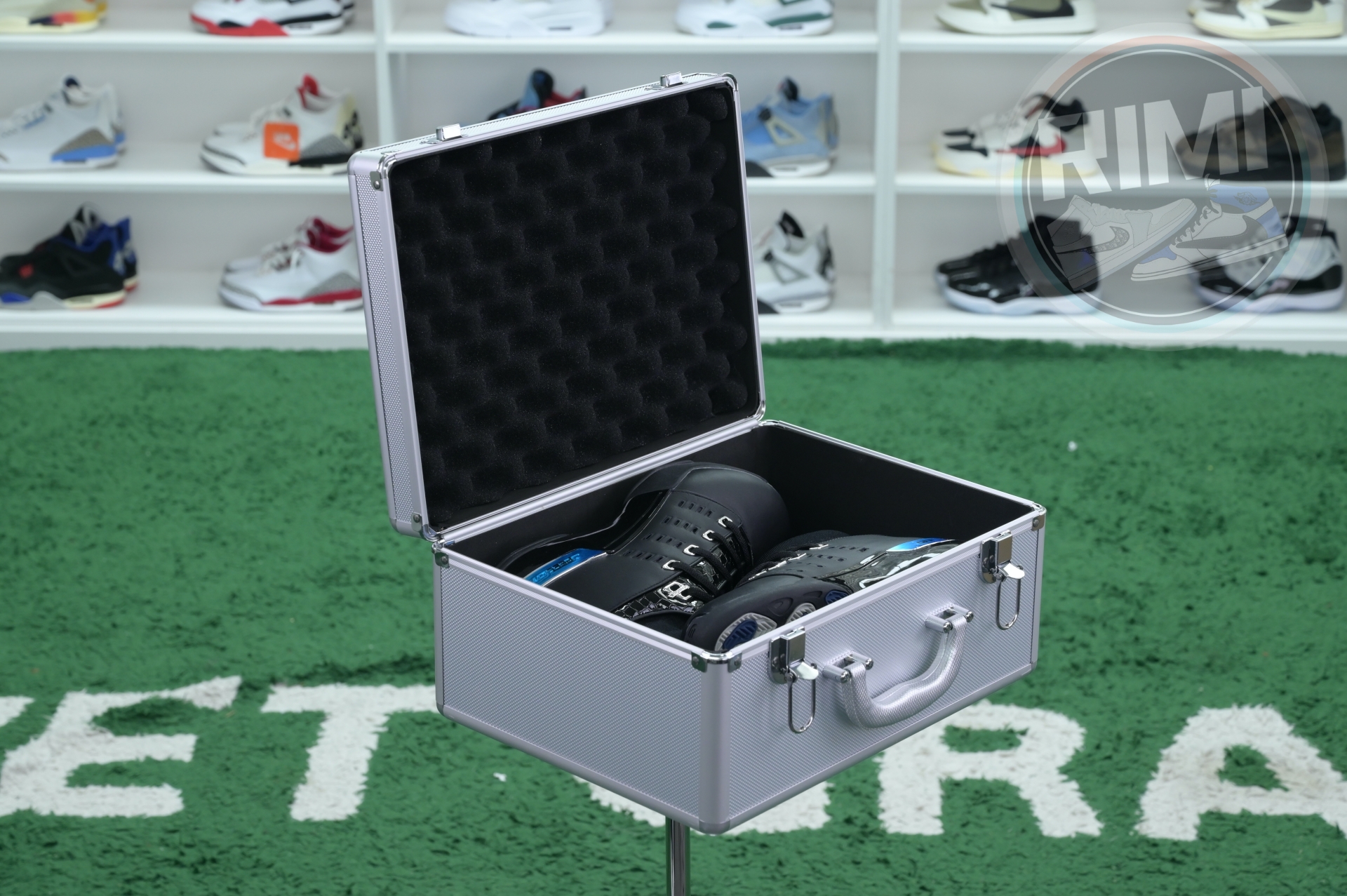 Jordan Air Jordan 17 OG Low Black Chrome