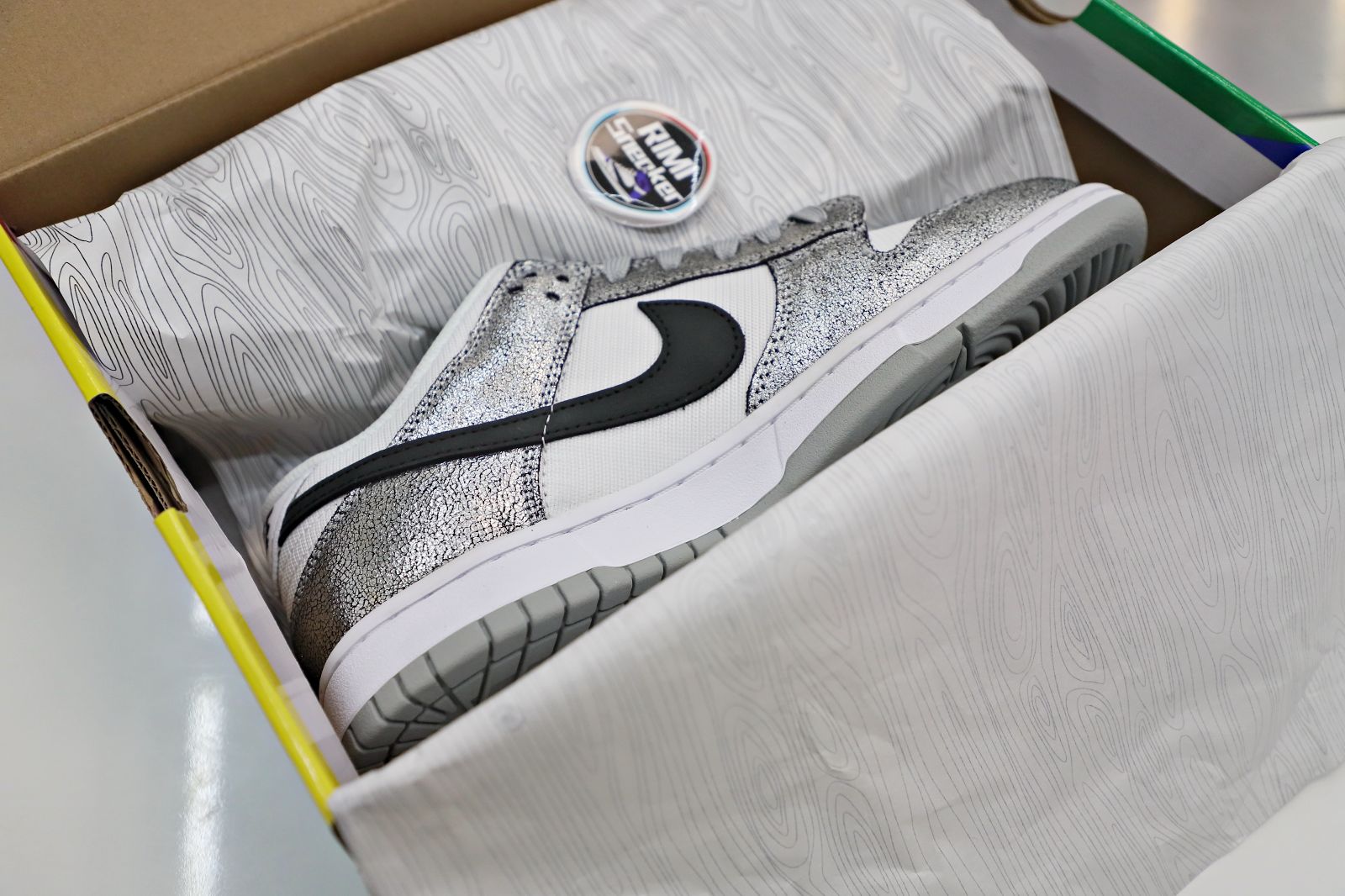 WMNS DUNK LOW 'GOLDEN GALS'