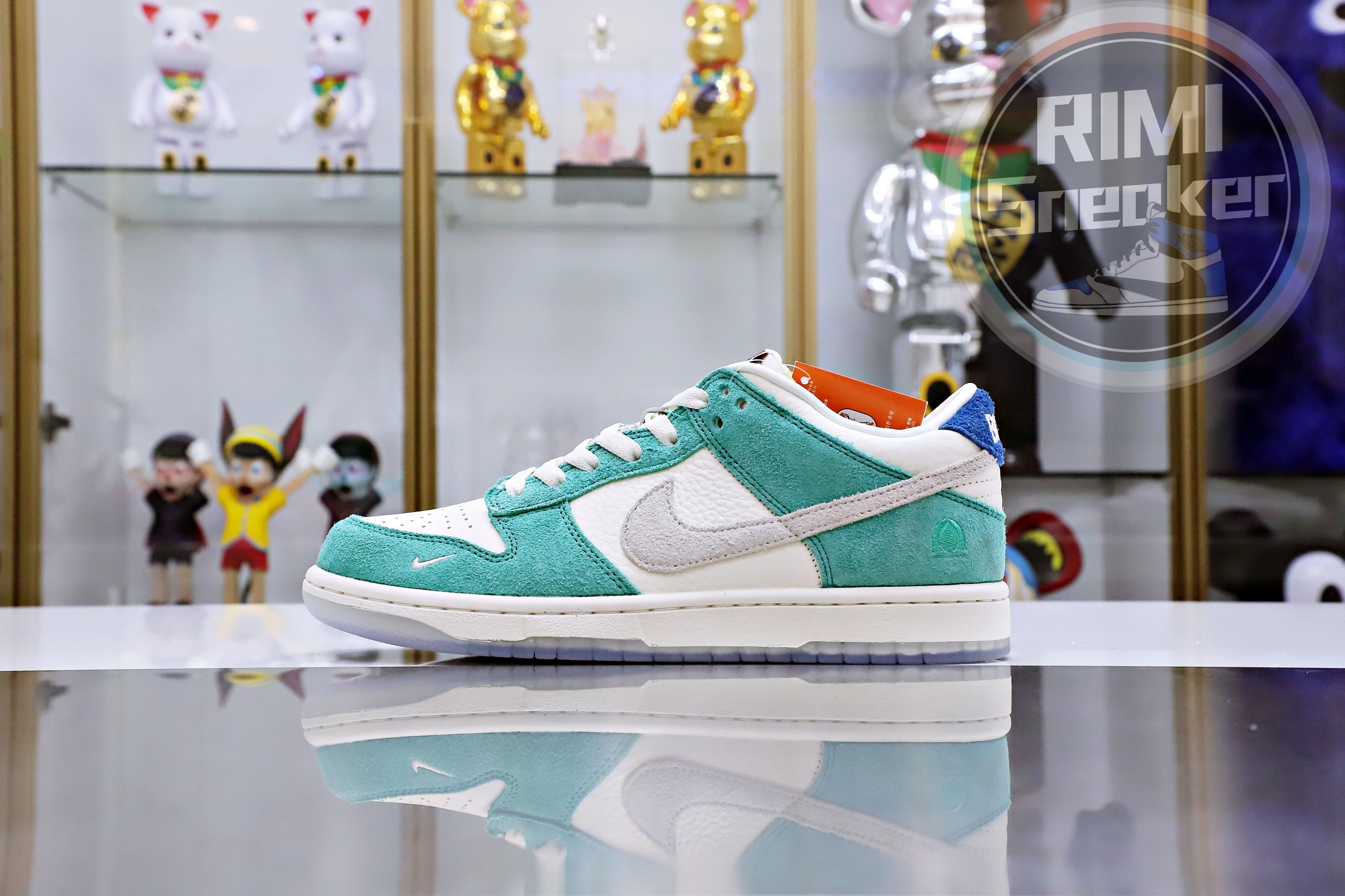 KASINA X DUNK LOW 'ROAD SIGN'