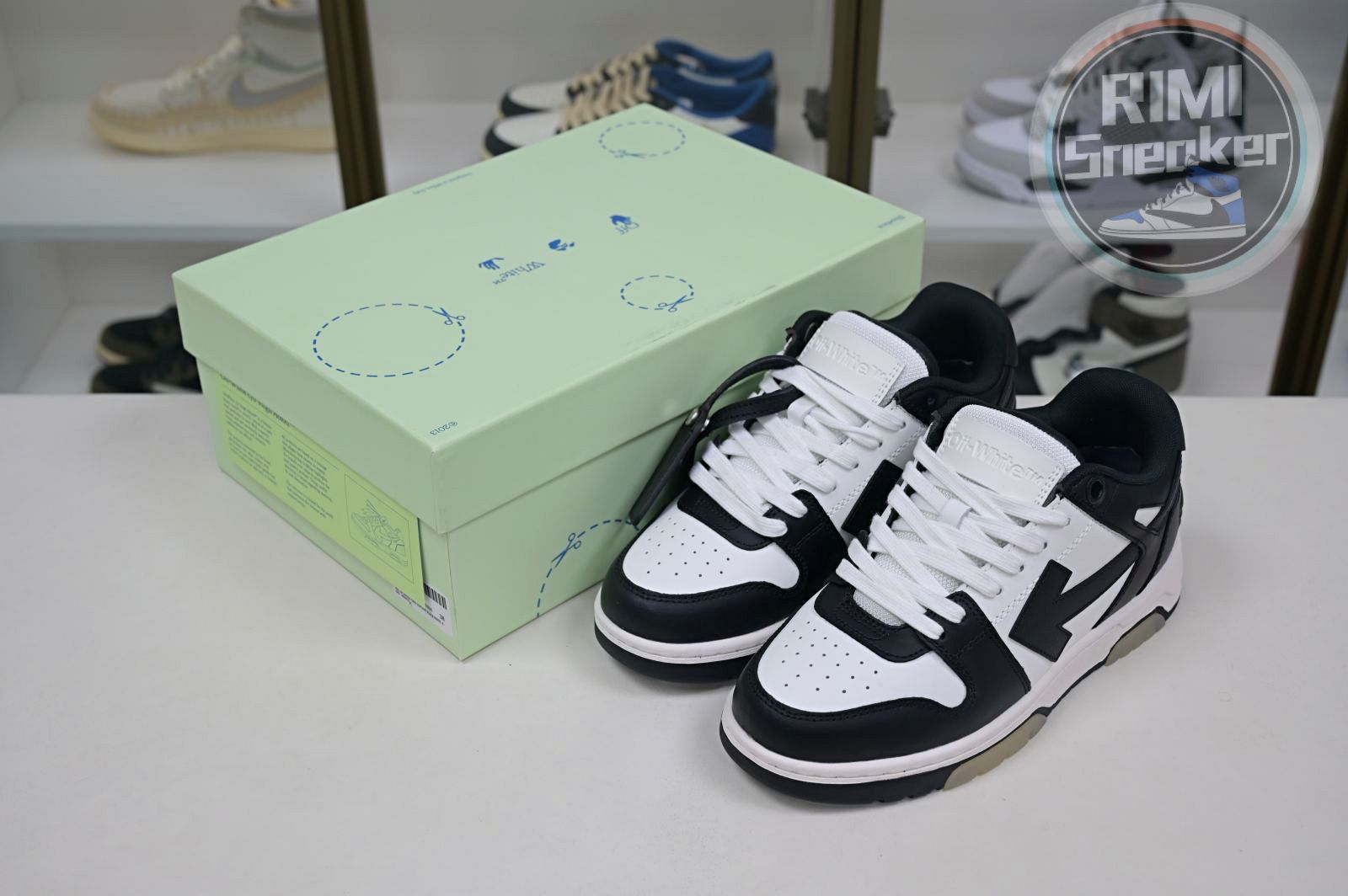 OFF-WHITE Out Of Office