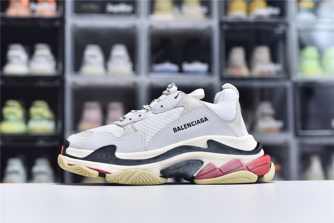 Balenciaga Triple S