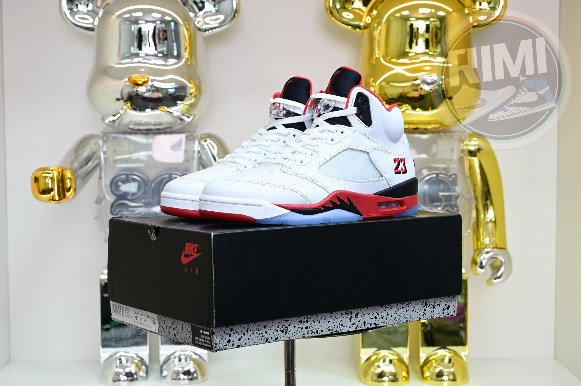 Air Jordan 5 Fire Red“Black Tongue”  HQ7978-101