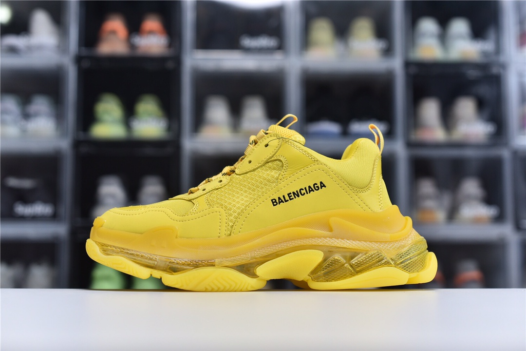 Balenciaga Triple S