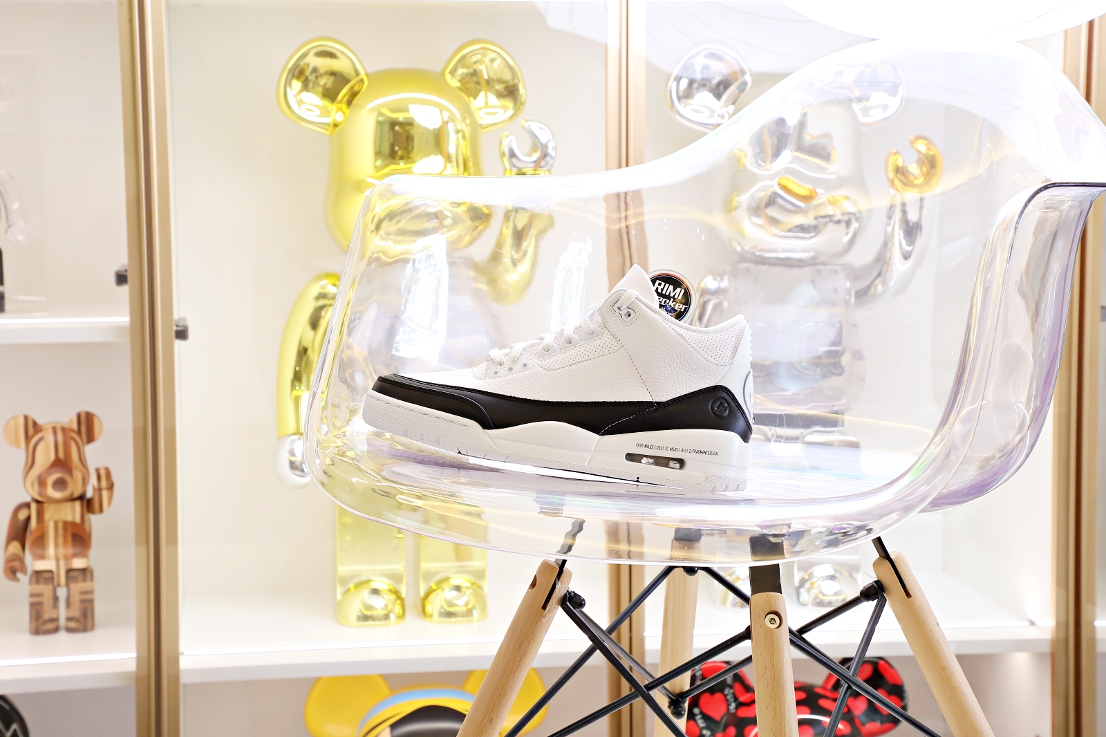 FRAGMENT DESIGN X AIR JORDAN 3 RETRO SP 'WHITE'