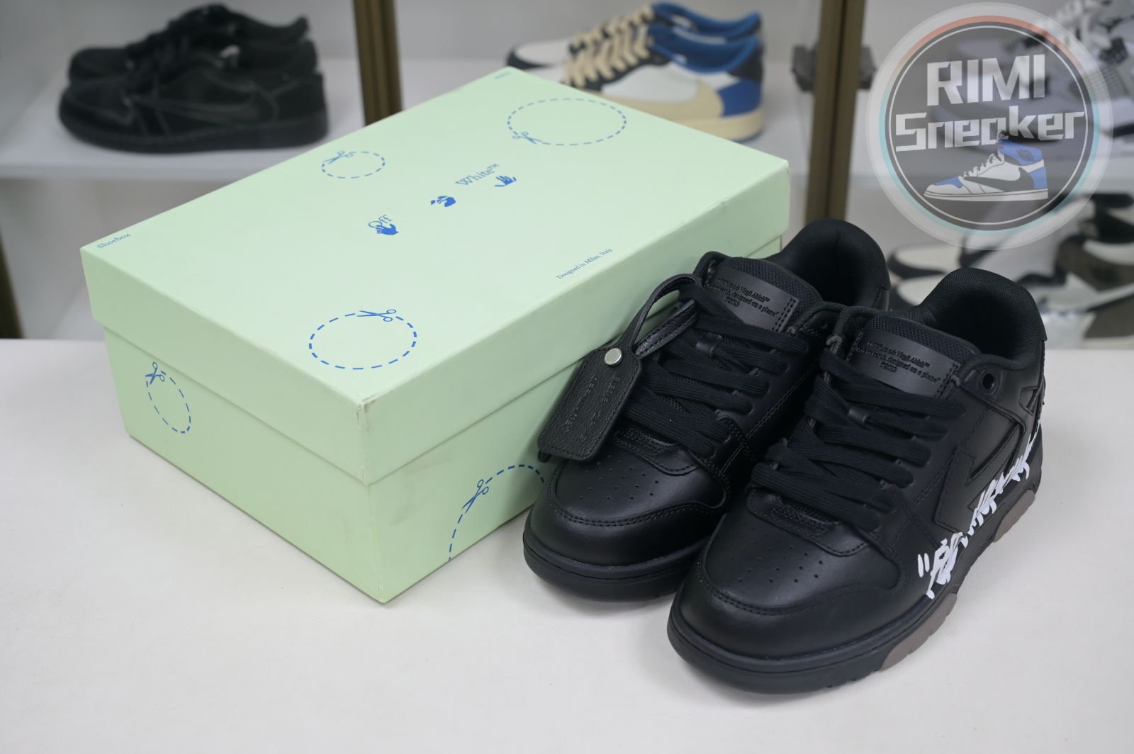 OFF-WHITE Out Of Office