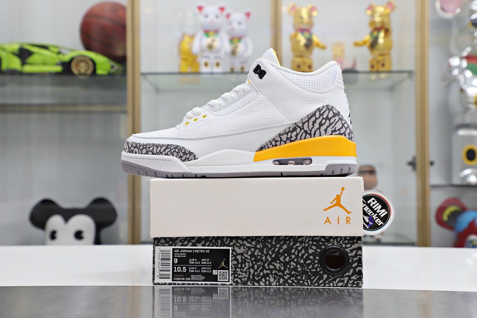 WMNS AIR JORDAN 3 RETRO 'LASER ORANGE' 白黄