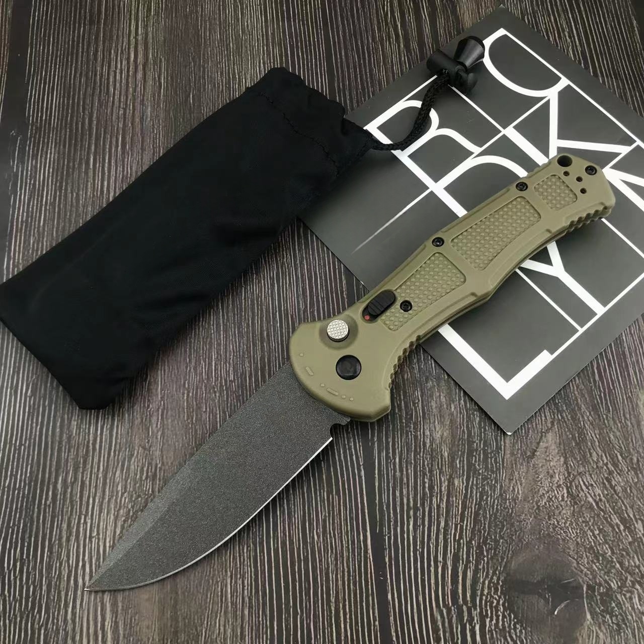 BM9070 Folding Knife – D2 Blade with Textured Nylon-Fiber Handle, Smooth One-Hand Operation, Ideal for Camping, Hiking & Everyday Carry