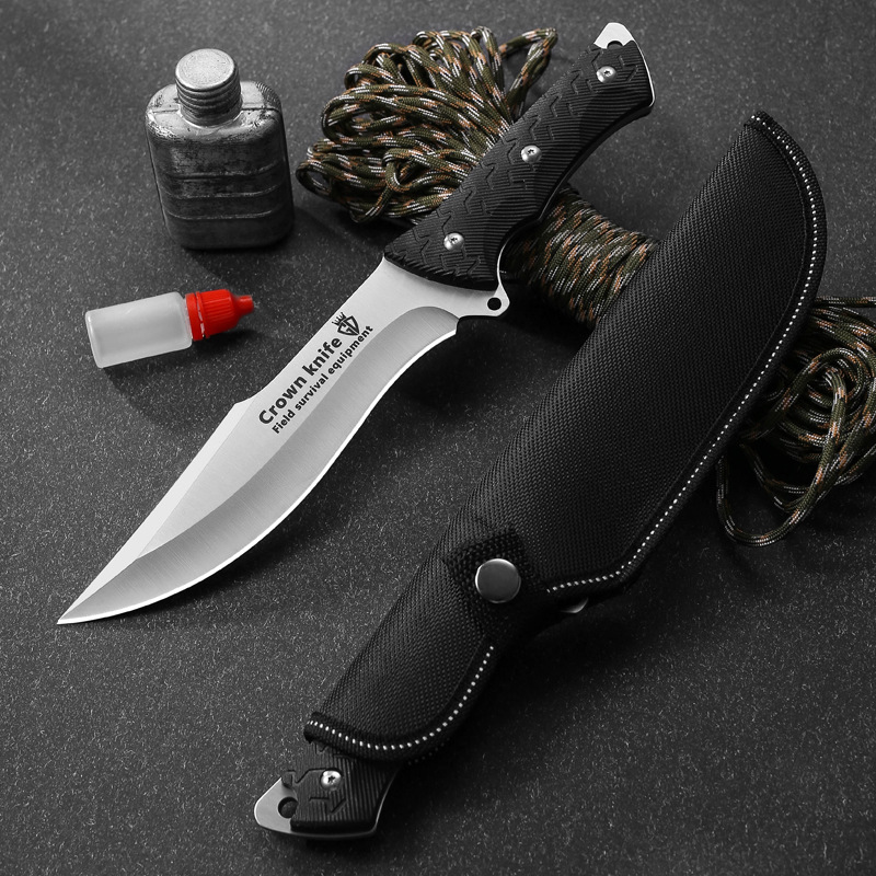 Outdoor Multifunctional Straight Knife, Tactical Knife, High Hardness 8CR13MOV Steel Blade, ABS Handle, Portable Multi-purpose Fixed Blade Straight Knife for Outdoor Camping, Hunting and Survival, Blade Protection with Knife Sleeve, Good Gift