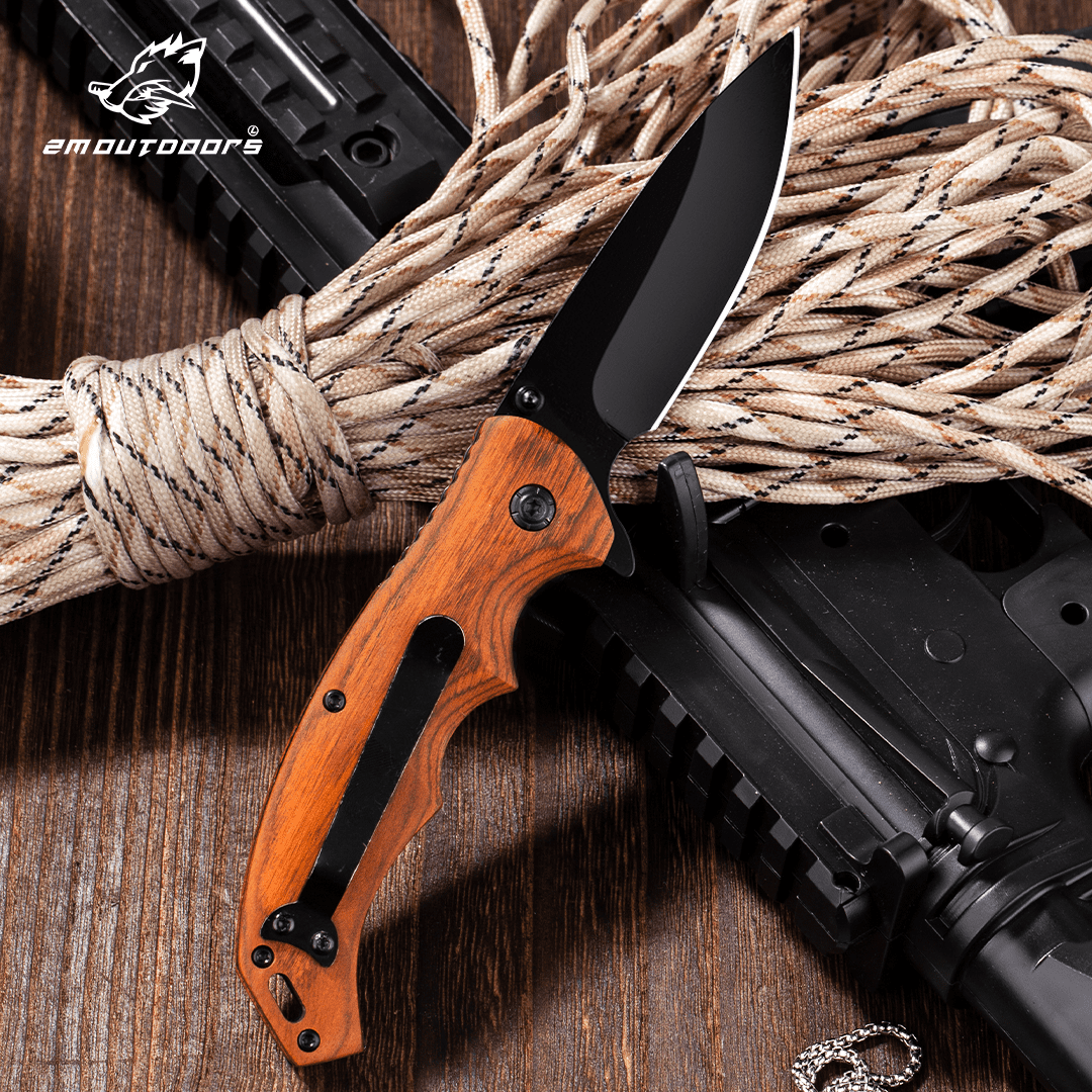 Outdoor Folding Knife Outdoor Convenient Knife High Hardness Stainless Steel Knife Outdoor Camping Knife, Convenient Fruit Knife, which can be used for outdoor activities such as mountaineering, hiking, wilderness survival, camping, etc
