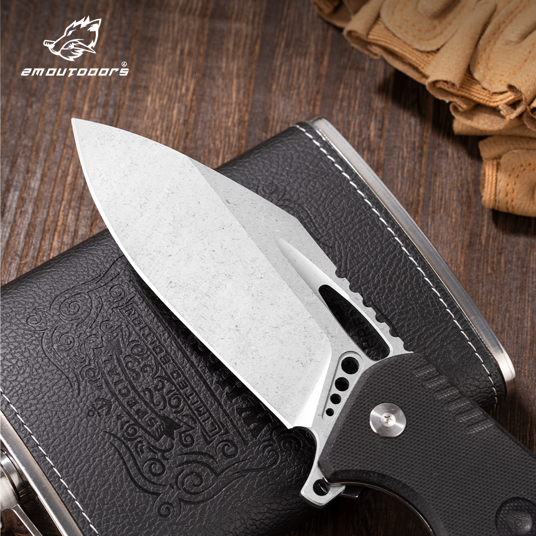 1pc, one-handed quick opening folding knife, outdoor folding knife, outdoor camping knife, D2 steel blade, G10 fiberglass non-slip handle, can be used for mountaineering, hiking, wilderness survival, camping and other outdoor activities, gifts