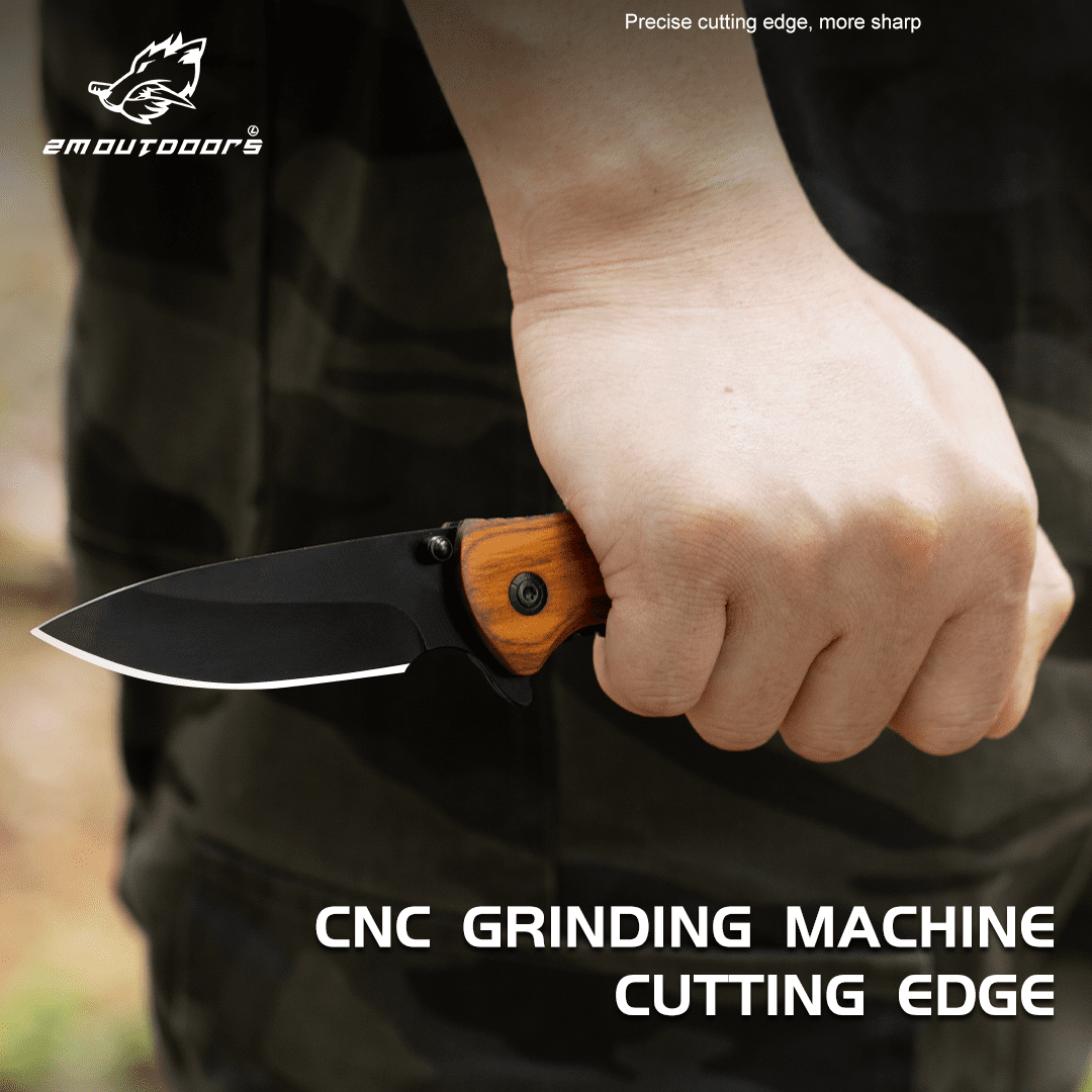 Outdoor Folding Knife Outdoor Convenient Knife High Hardness Stainless Steel Knife Outdoor Camping Knife, Convenient Fruit Knife, which can be used for outdoor activities such as mountaineering, hiking, wilderness survival, camping, etc