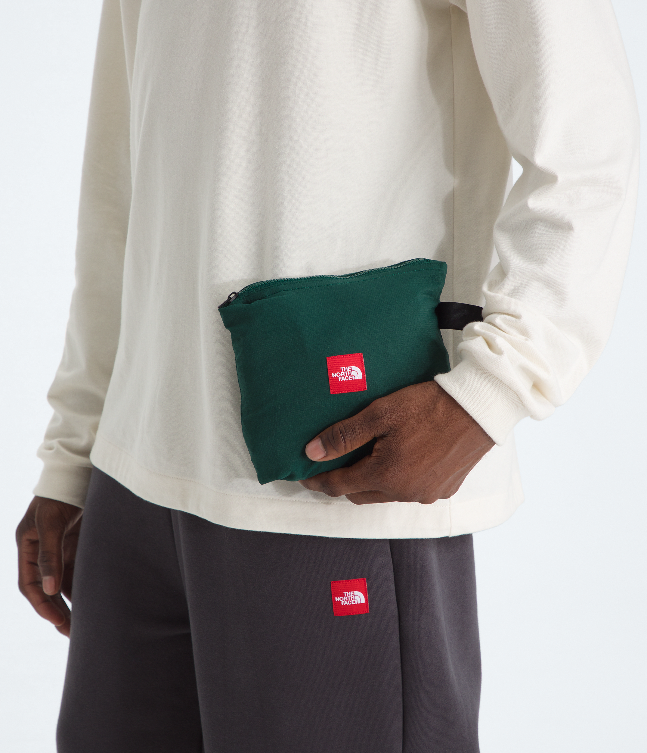 Men’s TNF™ Red Box Packable Wind Pants