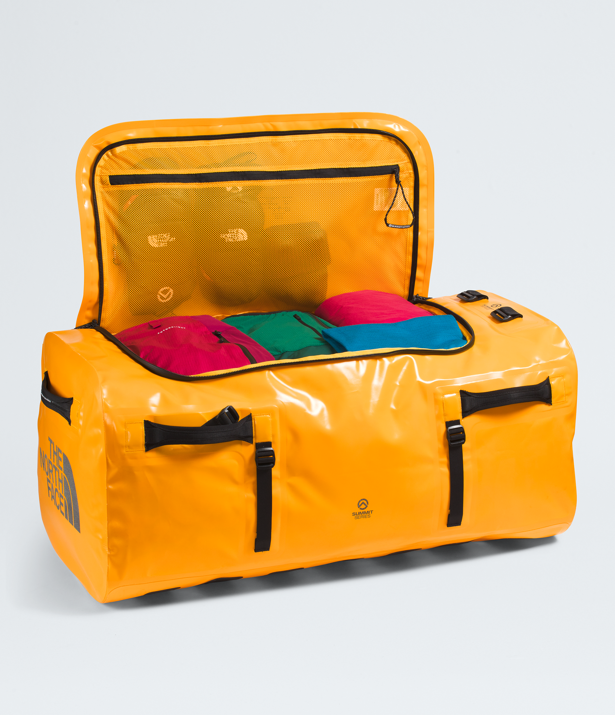 Summit Series Advanced Mountain Kit 135L Duffel