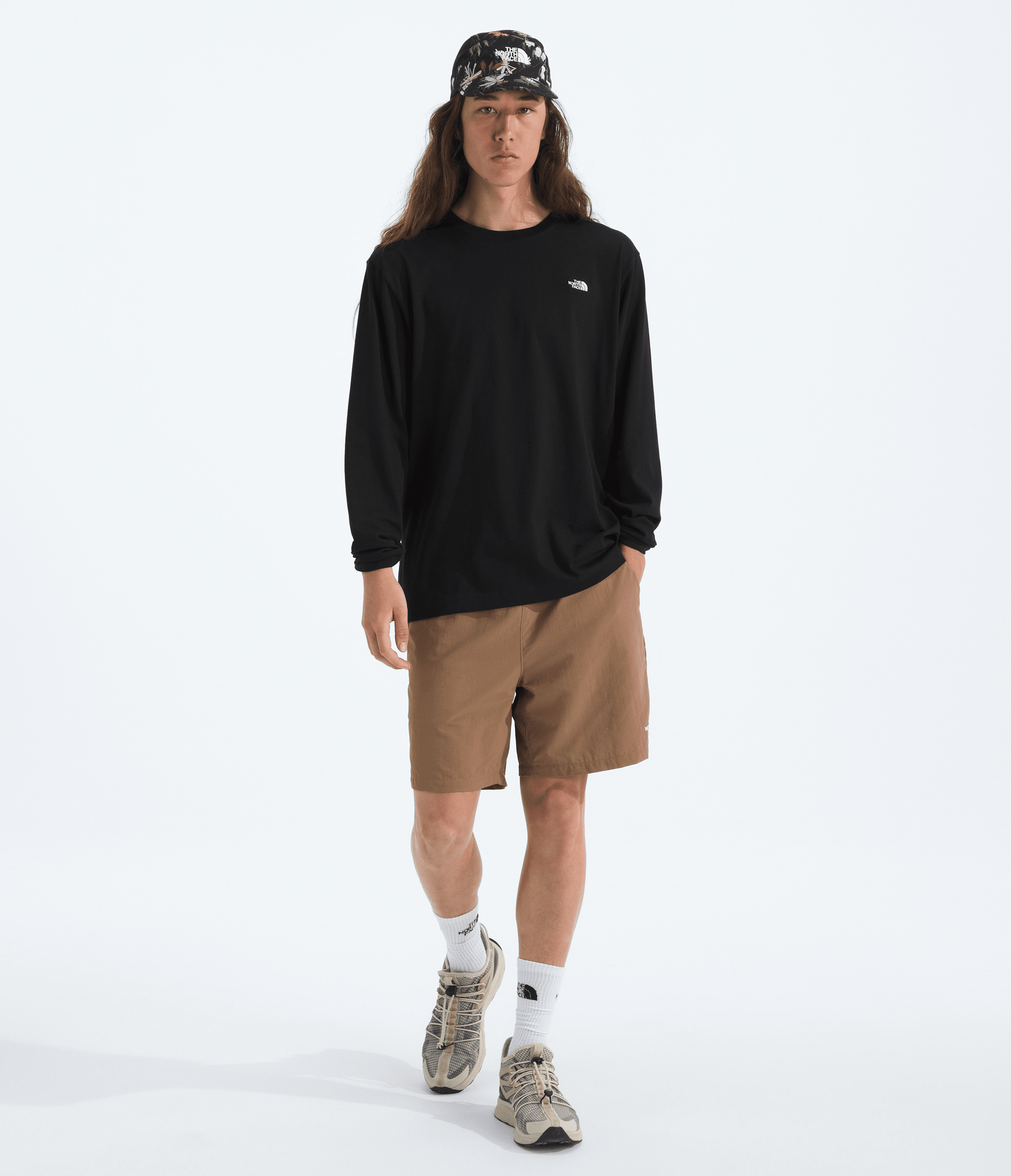 Men’s TNF™ Essential Simple Dome Relaxed Long-Sleeve Tee